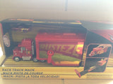 DISNEY CARS 3 - Race Track Mack
