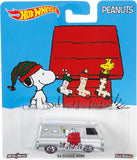 HOT WHEELS DIECAST - Pop Culture Peanuts Snoopy - 66 Dodge A100