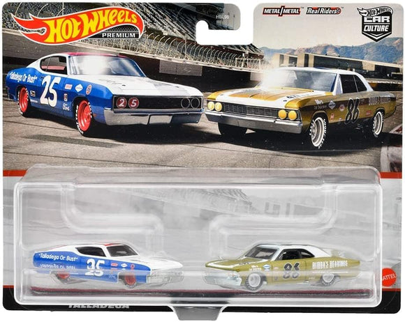 HOT WHEELS DIECAST - 2 pack - 69 Ford Torino Talladega - 66 Chevelle