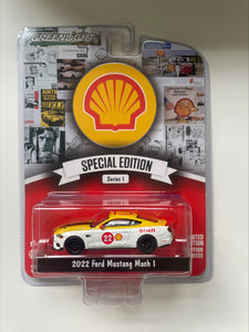 GREENLIGHT DIECAST - Shell Oil Series 1 - 2022 Ford Mustang Mach 1