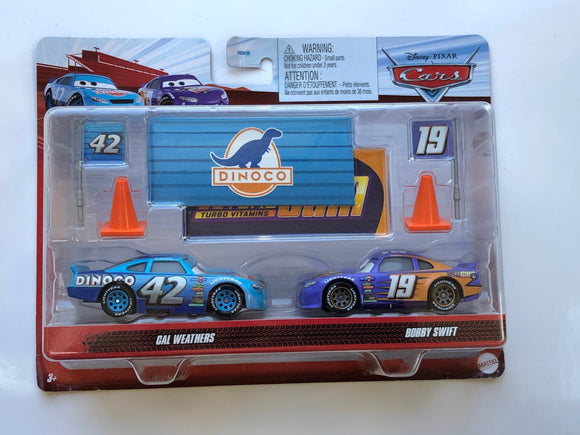 DISNEY CARS 3 DIECAST - Bobby Swift and Cal Weathers with signs