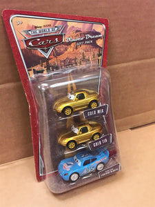 DISNEY CARS DIECAST - Bling Bling Lightning McQueen with Gold Mia and Tia