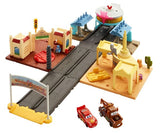 DISNEY CARS On the Road - Radiator Springs Tour Playset