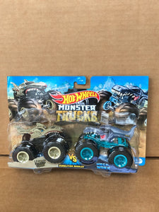 HOT WHEELS MONSTER TRUCKS - Mega Wrex vs Leopard Shark