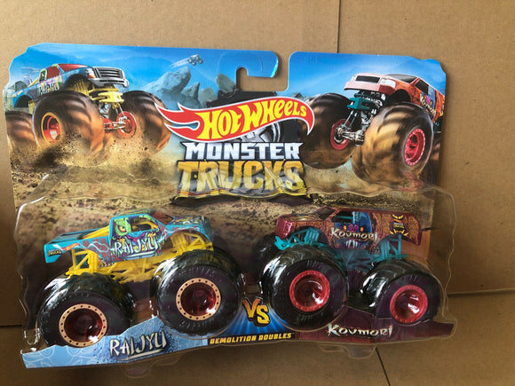 HOT WHEELS MONSTER TRUCKS - Raijyu v Koumori