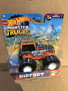 HOT WHEELS MONSTER TRUCKS - 2021 BigFoot