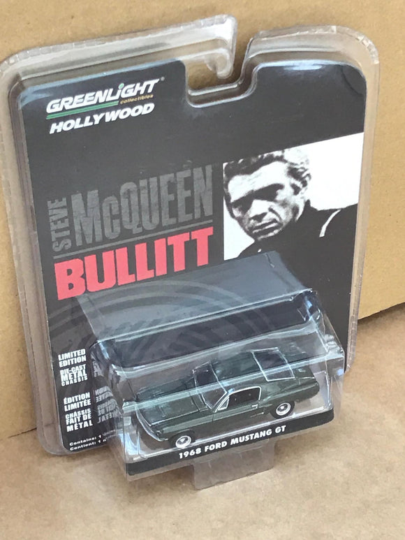 Greenlight Hollywood Diecast - Steve McQueen Bullitt - 1968 Ford Mustang GT